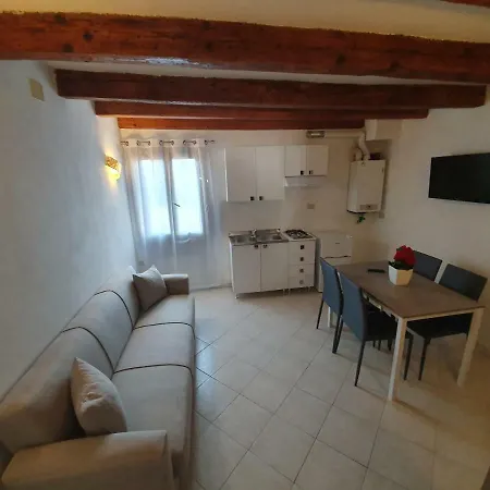Biennale Art Flat